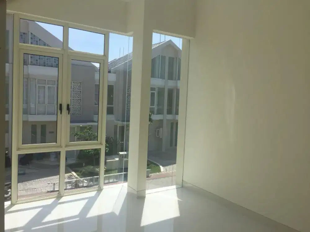 Rumah Siap Huni Grand Island Pakuwon City Dkt San Diego Palm Beach