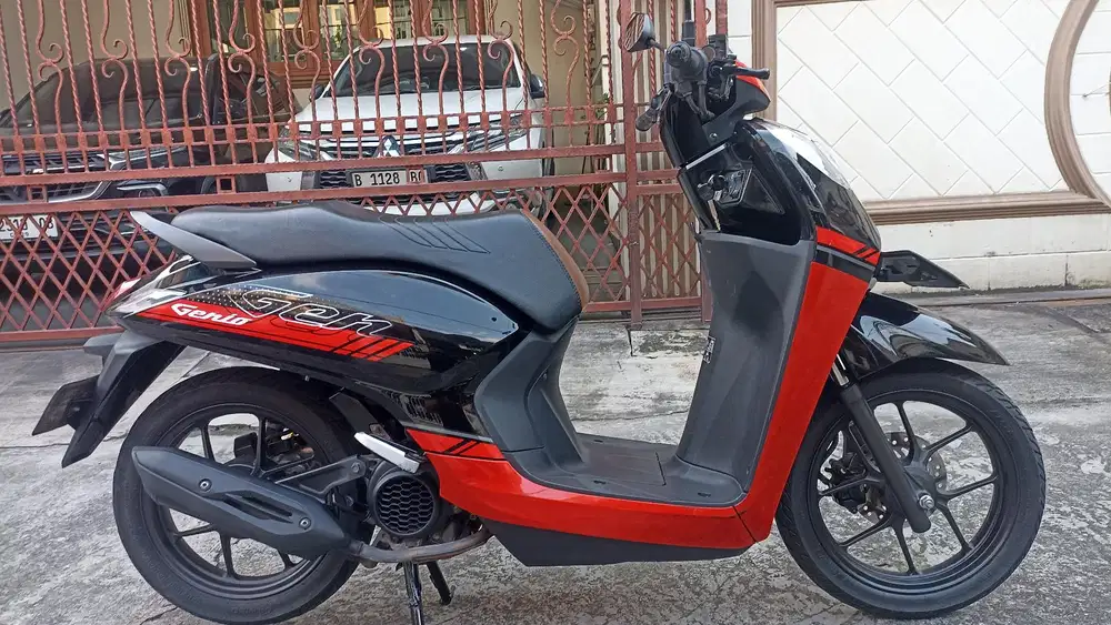 Honda Genio tahun 2021 ( plat F  ).
