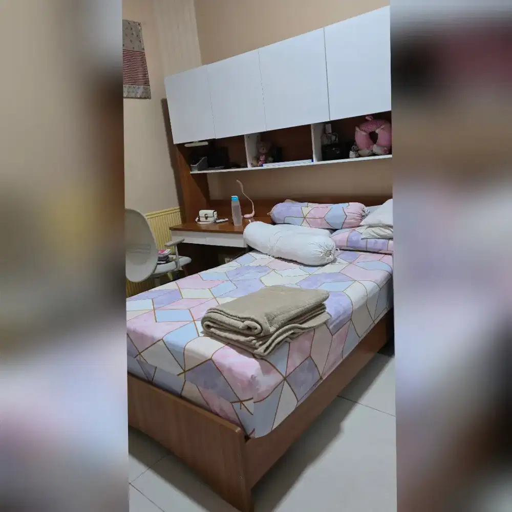 Set furniture bed, lemari dan meja belajar
