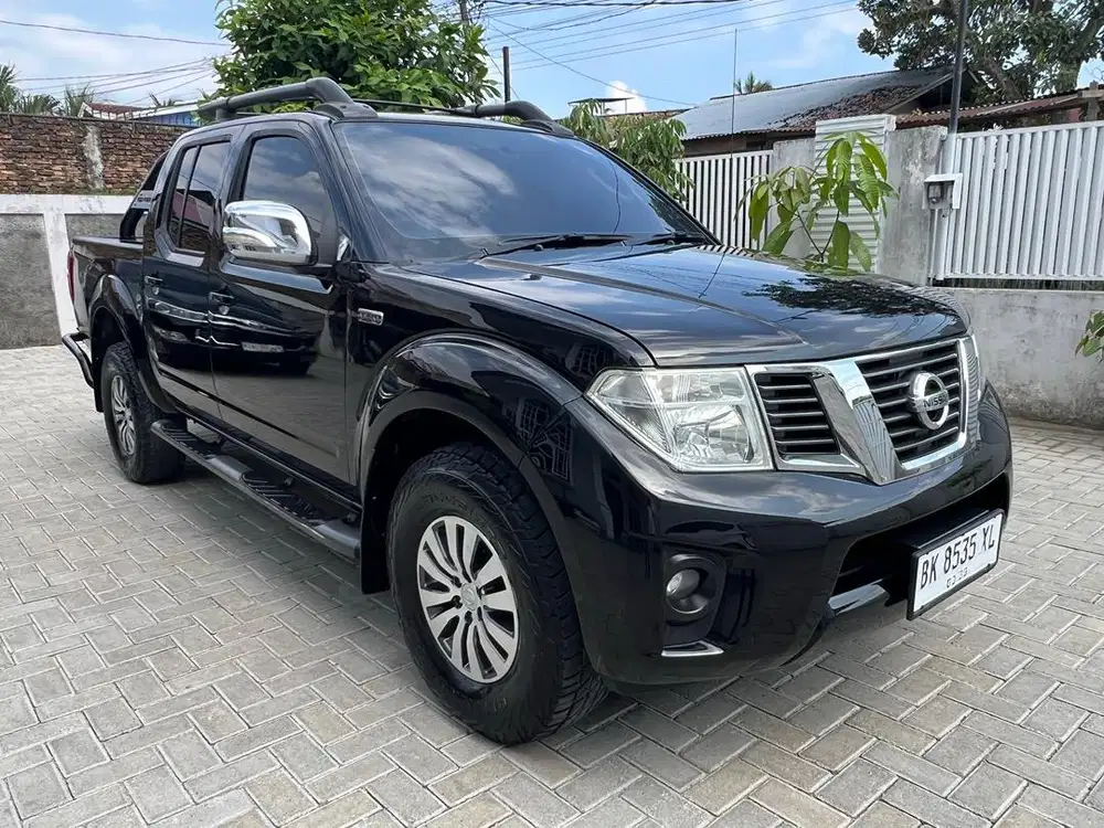 Nissan Navara SV 4x4 MT 2013 Diesel