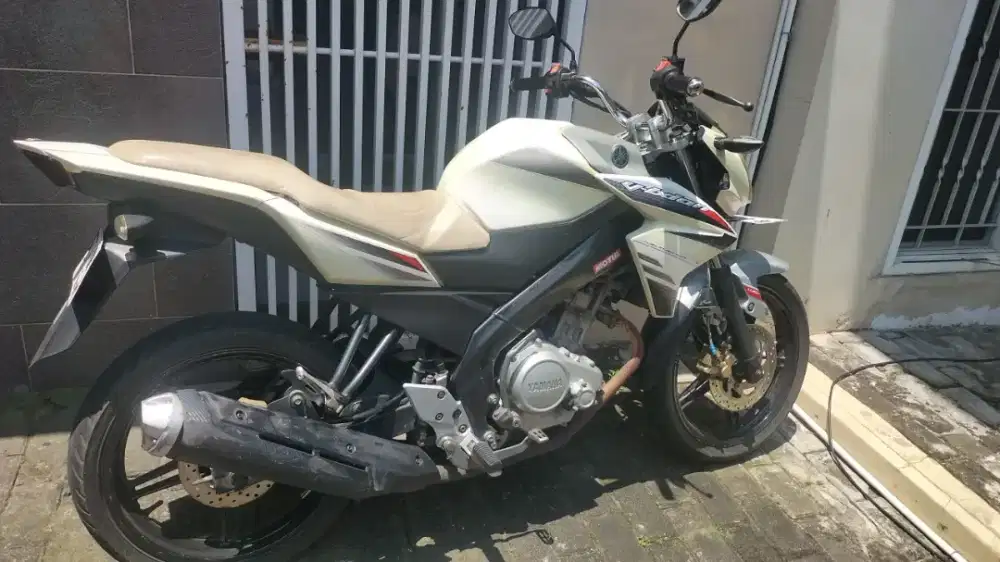 Vixion New npL 2014 lengkap