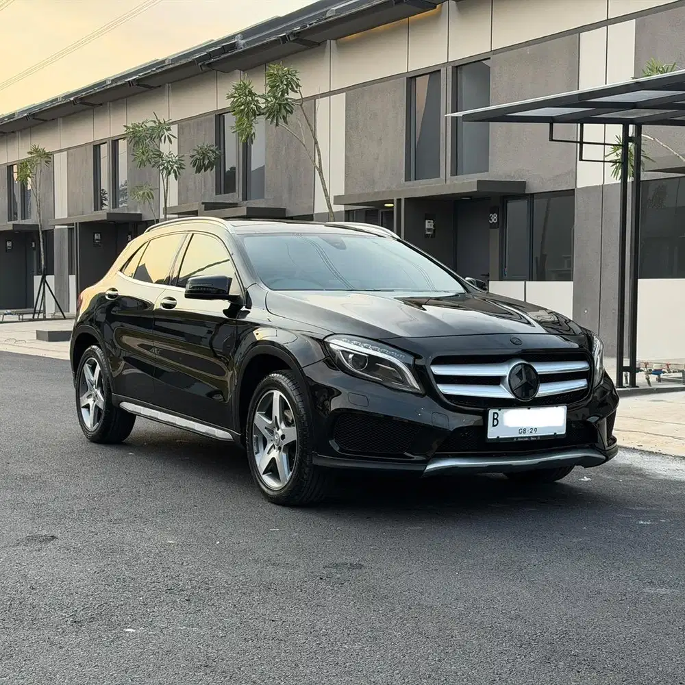 [CASH TERMURAH ANTIK] Mercedes Benz GLA 200 AMG LINE NIK 2016