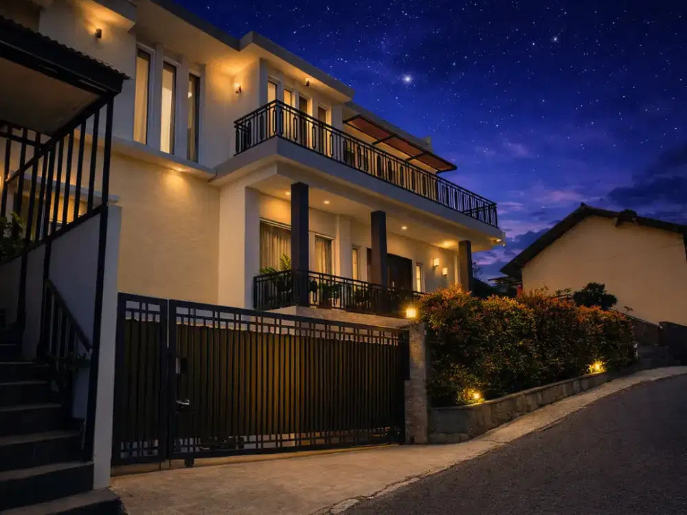 Dijual Rumah Mewah 3 Lantai di Lembang Bandung Utara | Taman Luas & Gazebo Villa Style