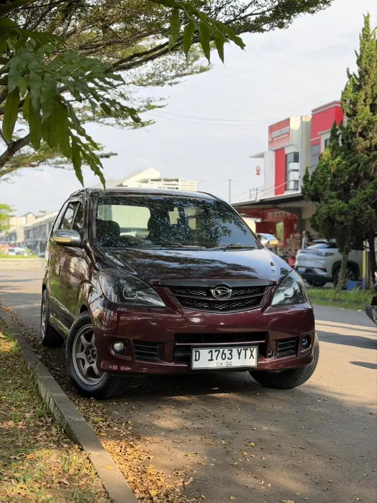 Daihatsu Xenia 2012 Bensin