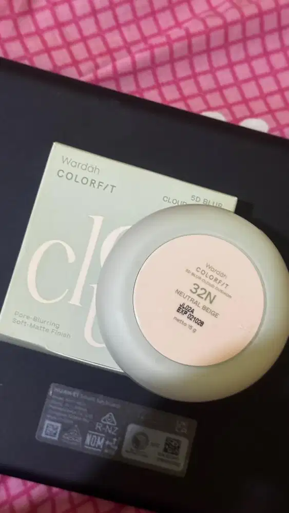 Wardah 5D Blur Cloud Cushion