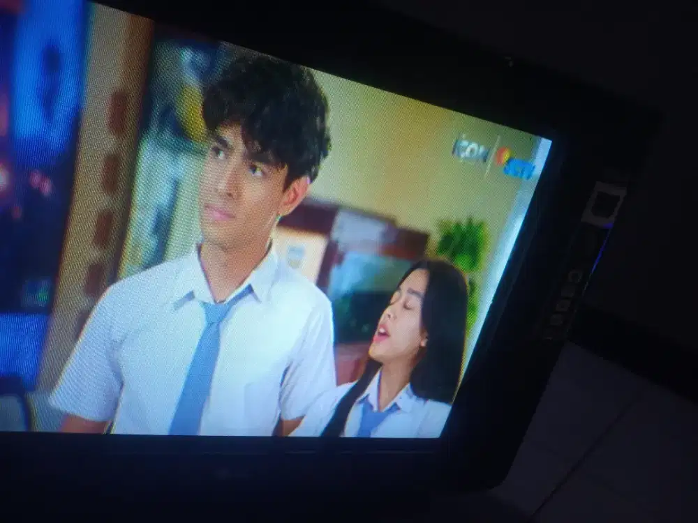 Di jual tv merk LG 21 in