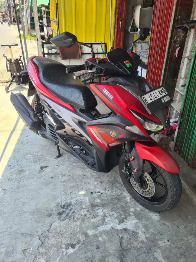 Aerox 2018 jual cepat