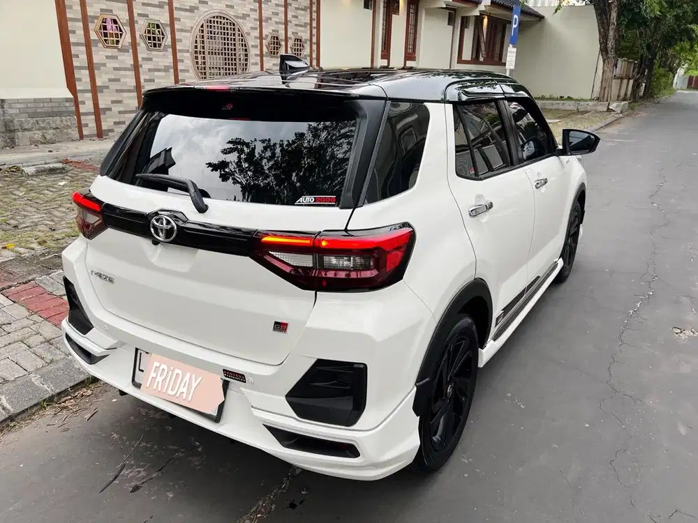 KM 18rb | TOYOTA RAIZE TSS GR TURBO 2023 ORI CAT 100% x brio rocky hrv