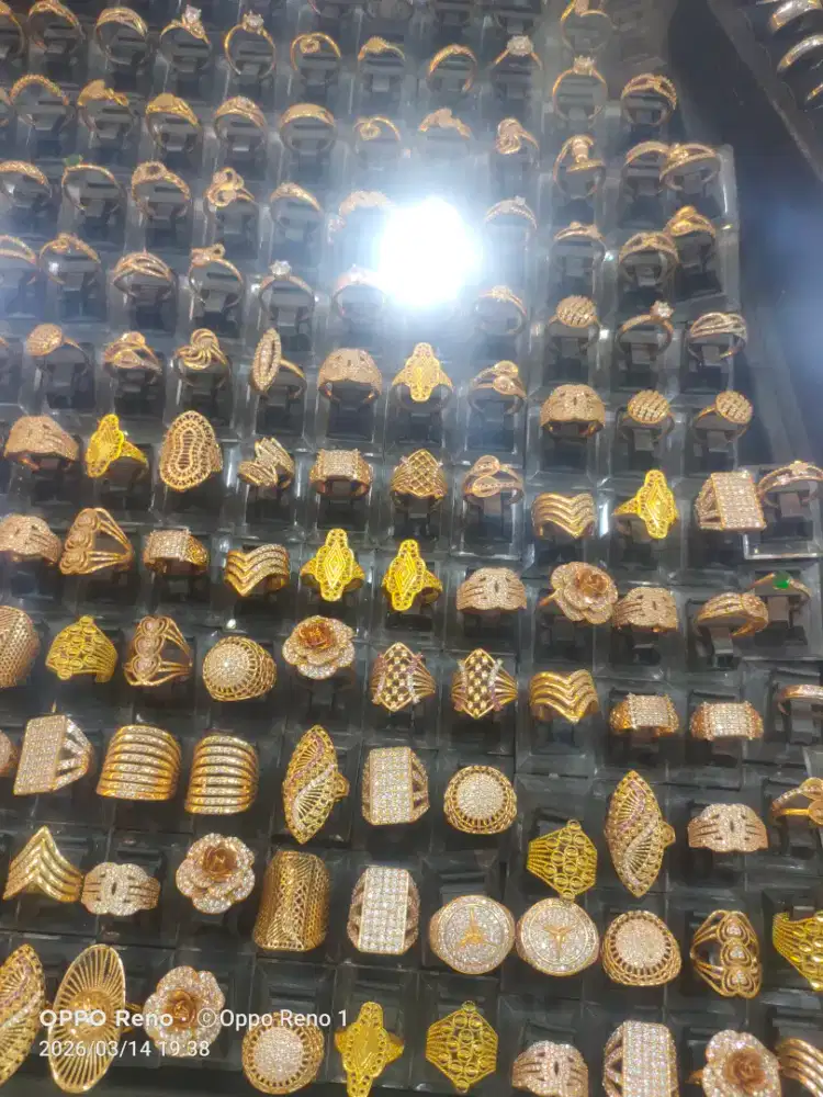 Beli Emas Dengan Harga Tnggi