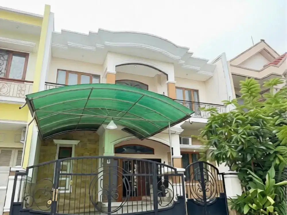 Disewakan Rumah di Pakuwon City FULL FURNISH