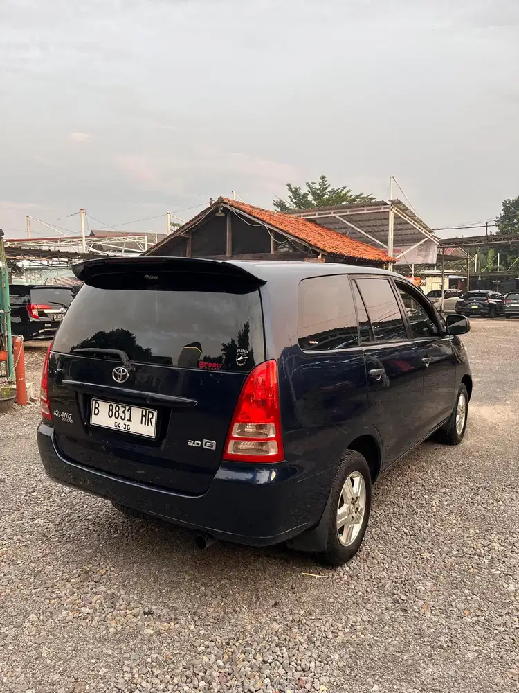 Toyota Kijang Innova 2005 Bensin