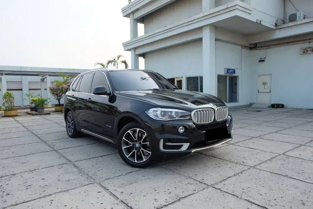 PLAT GENAP 2016 BMW X5 35i XDrive Bensin Panoramic xLine TDP 179 JT
