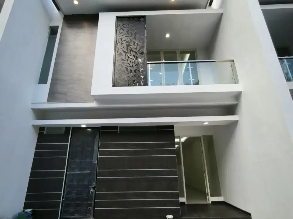 Dijual Rumah Baru Gress 2 Lantai di Pantai Mentari