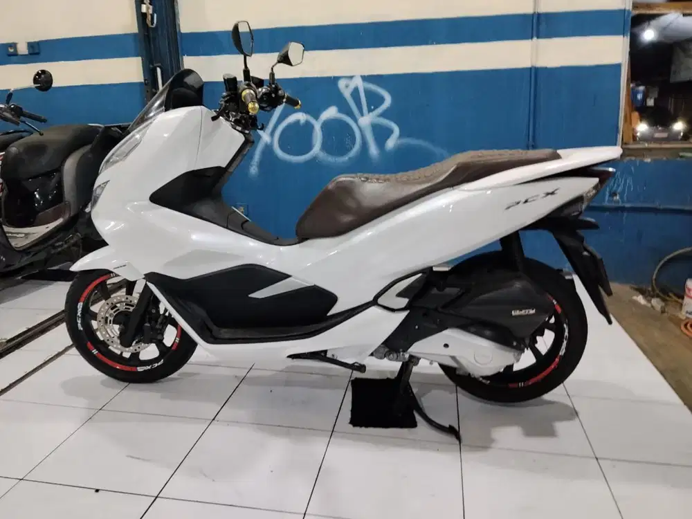 (1) Honda FCX 150 2018