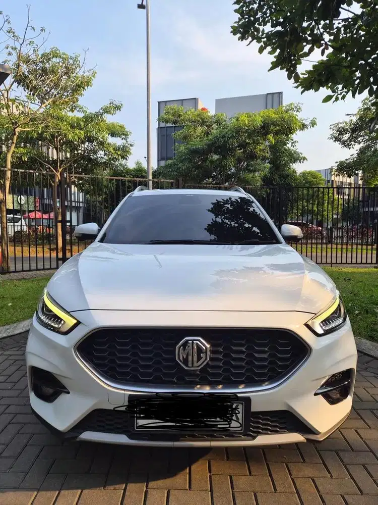 MG ZS Magnify Warna Putih AT 2023 Pribadi Murah