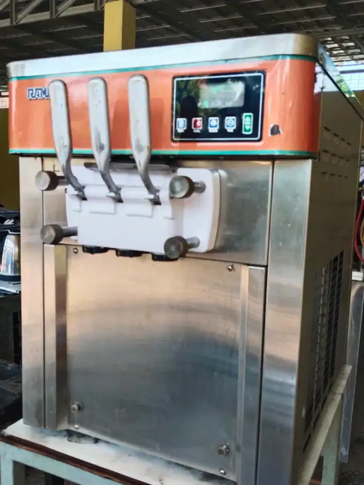 Dijual mesin ice cream es krim ramesia
