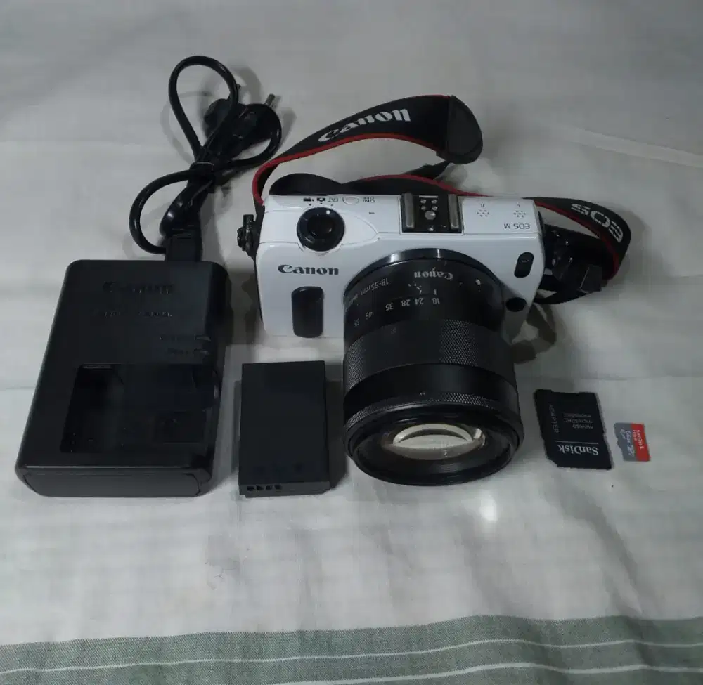 Kamera Canon Eos M
