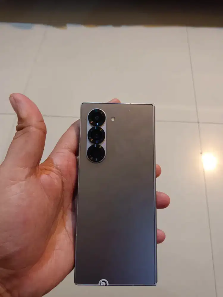 Jual Samsung Fold 6 1TB ex pemakaian sendiri