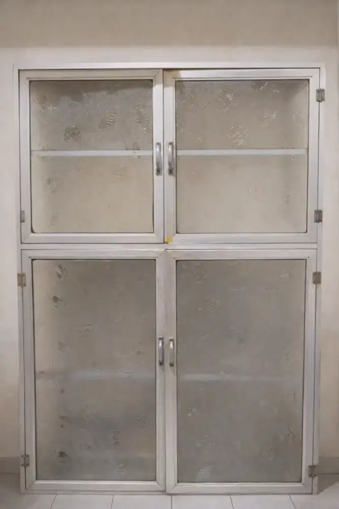 Rak piring. 2 lantai