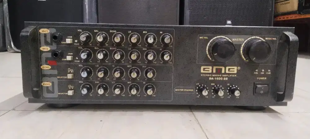 Amplifier karoke Bmb Da-1600 kondisi normal