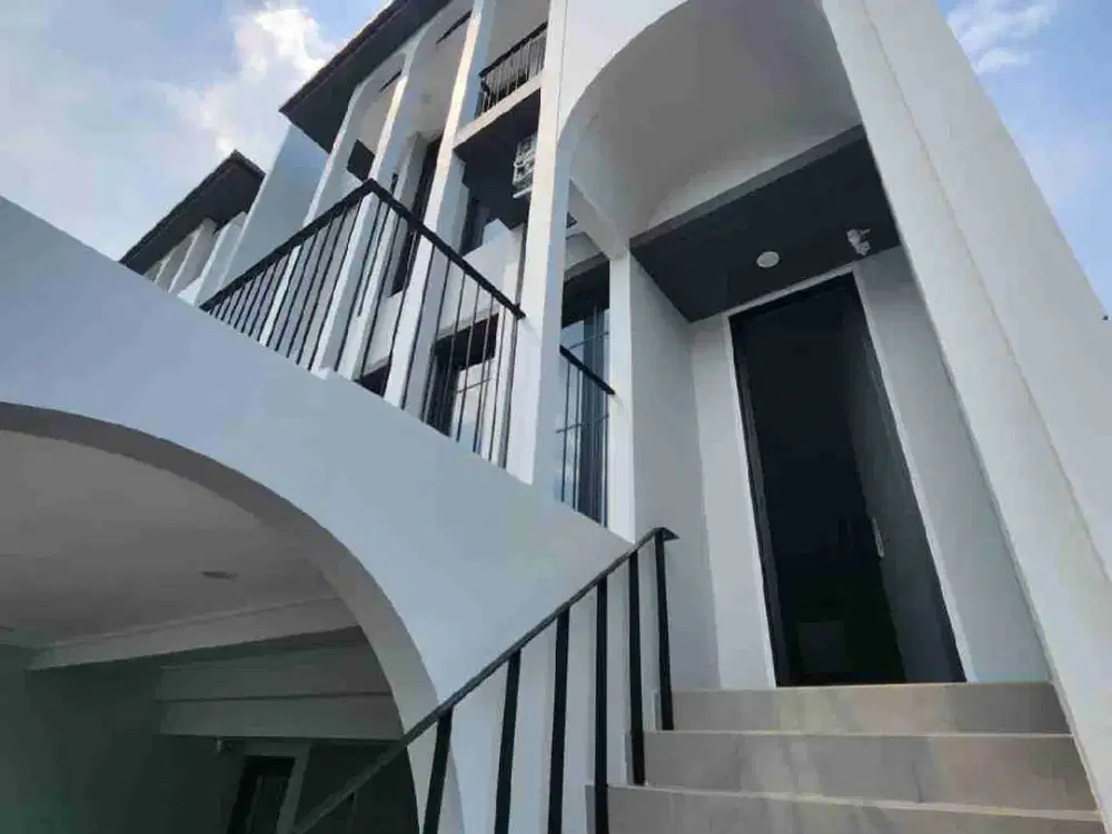 Rumah Hoek Furnished Cluster Aether Greenwich BSD – LT 96 / LB 165, Smart Home, 3,79M