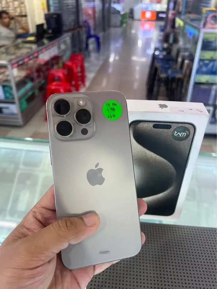 Iphone 15 Promax 1 TB (Natural Titanium) Mulus Jossjiss Fullset