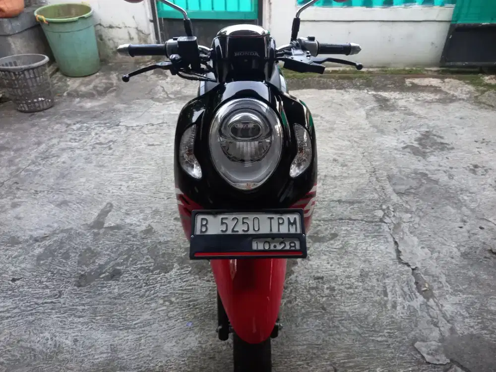 Jual honda scoopy donat thn 2025