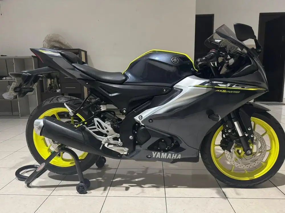Yamaha R15 2023