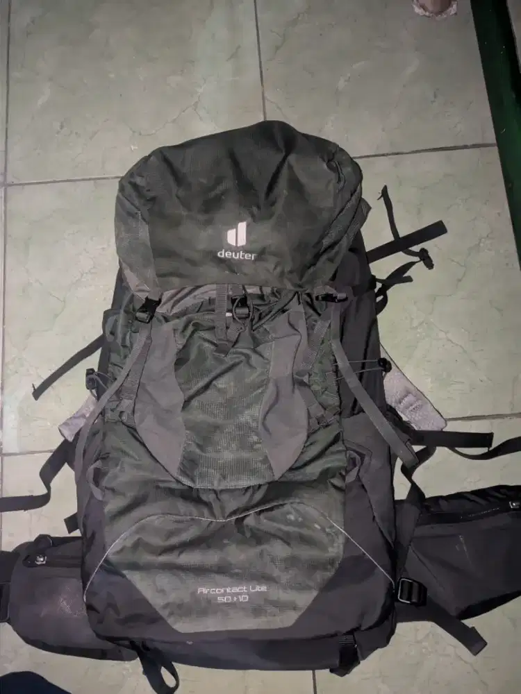 tas deuter air contact lite