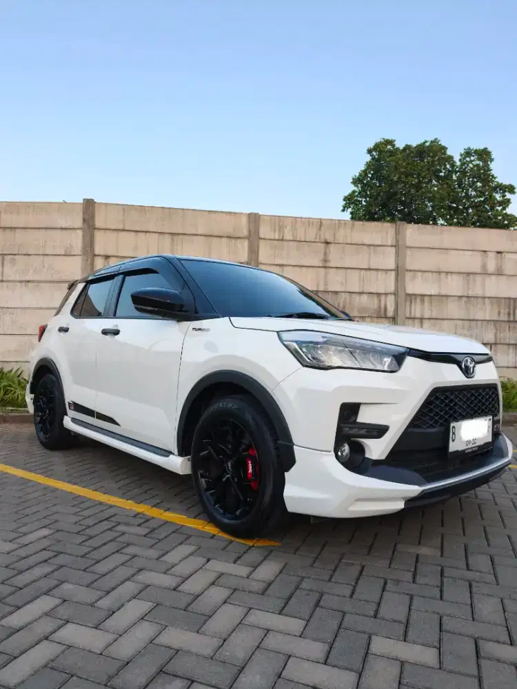 Toyota Raize 1.0 GR Sport Two-tone 2025