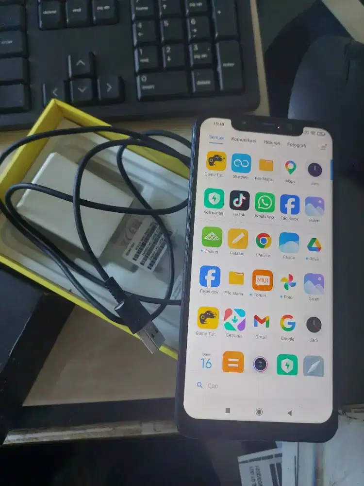 Pocophone F1 ram 6/64