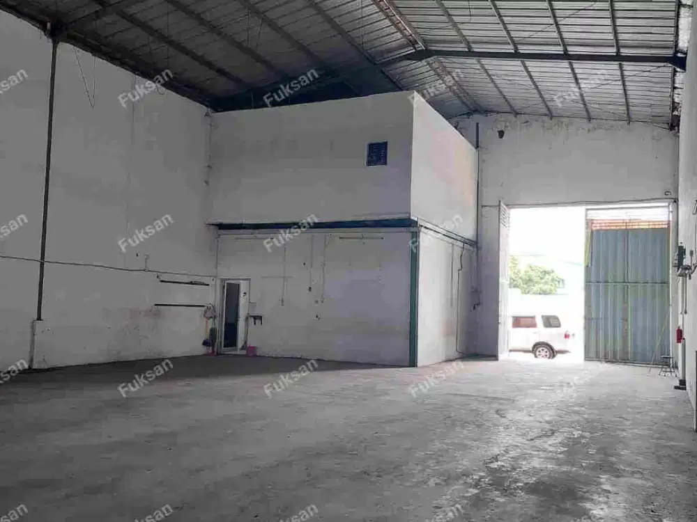 Di JUAL Atau Di Sewakan Cepat Laku GUDANG Krian Bersih Terawat