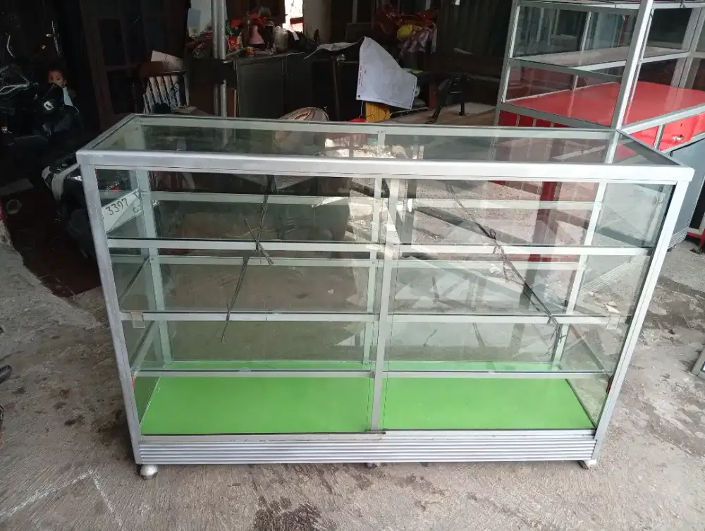 Etalase warung siap pakai