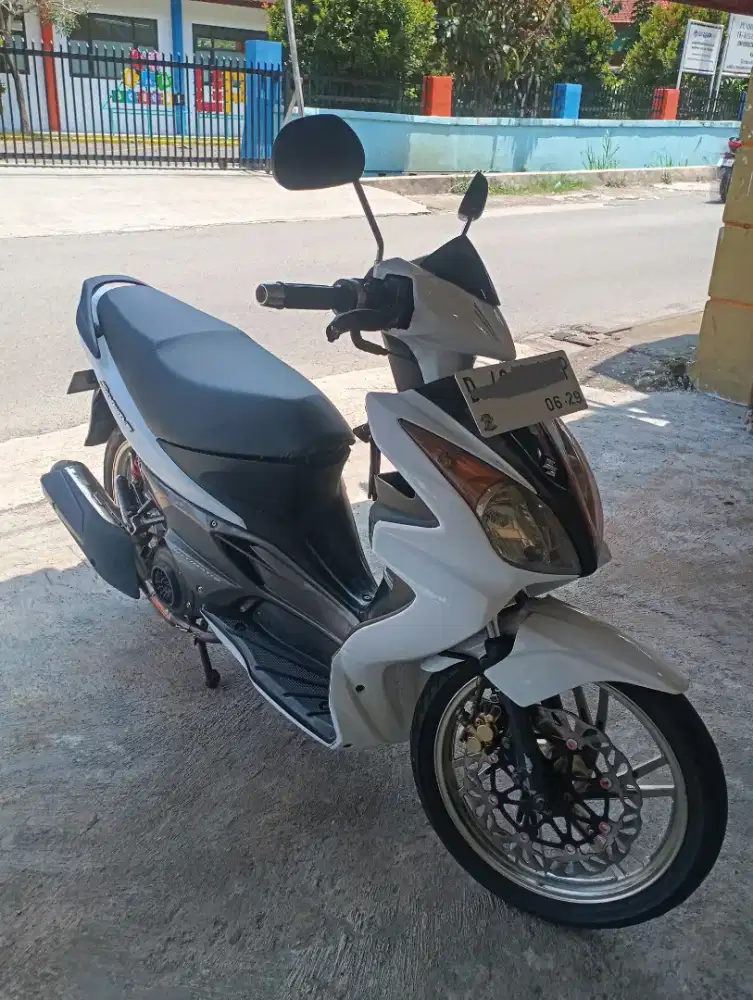 Suzuki Skywave 2009 kumplit