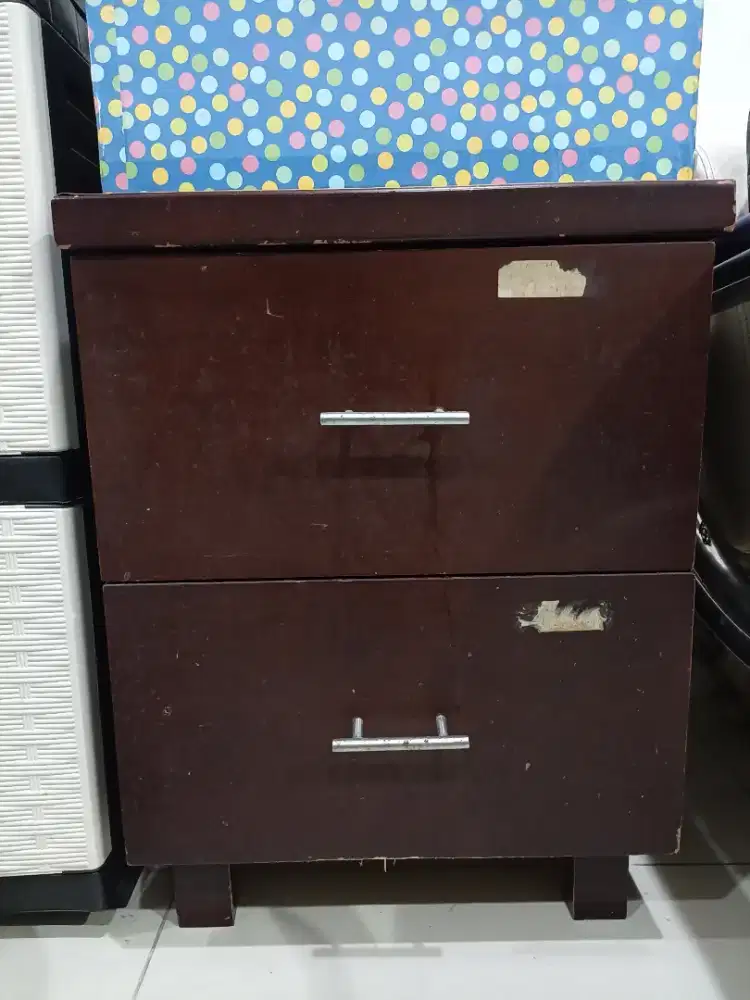 Meja Laci Kayu Minimalis (2 Laci)