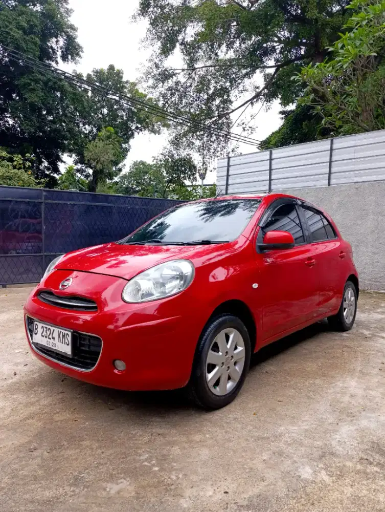 Nissan March XS AT 2011