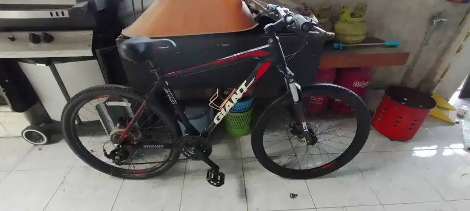 Sepeda Giant ATX 27.5 kondisi bagus