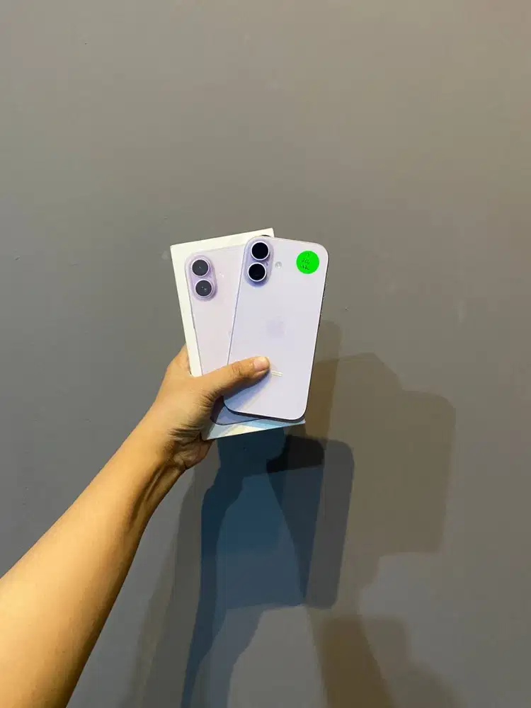 iPhone 17 256GB garansi nov 2026 Second iBox Normal