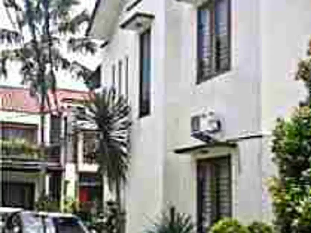 rumah huk Cantik bebas banjir Di bintaro sektor 5