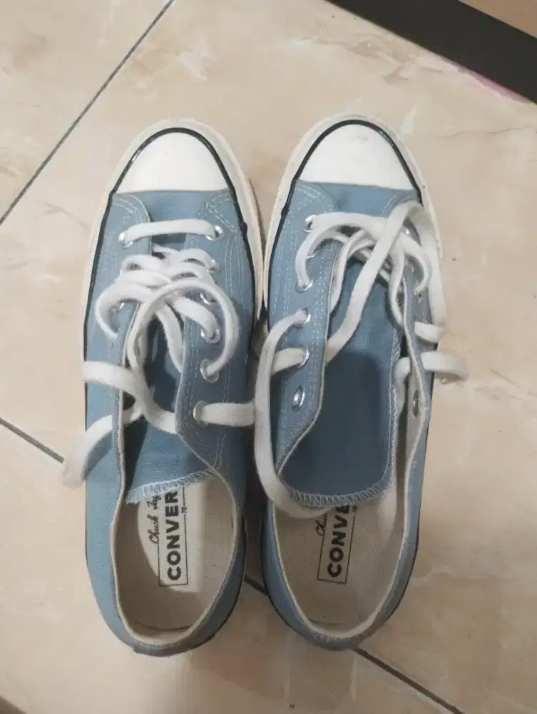 Sepatu unisex converse chuck 70 cocoon blue