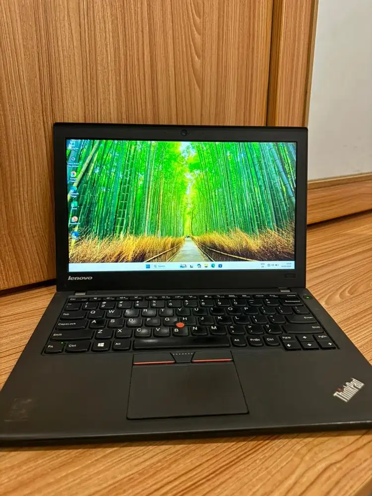 Lenovo ThinkPad X250 i5 RAM 4GB SSD 128GB Laptop Murah