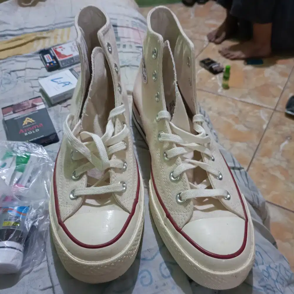 CONVERSE CHUCK TAYLOR NO BOX