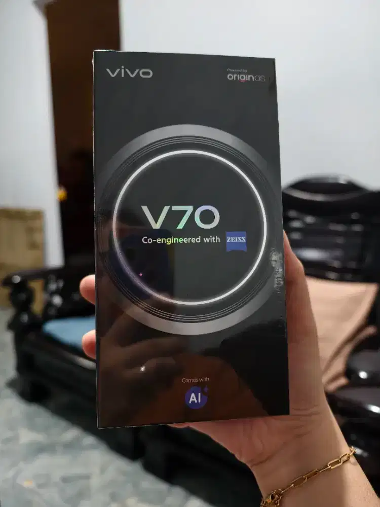 DIJUAL VIVO V70 5G BROWN EX GIFT