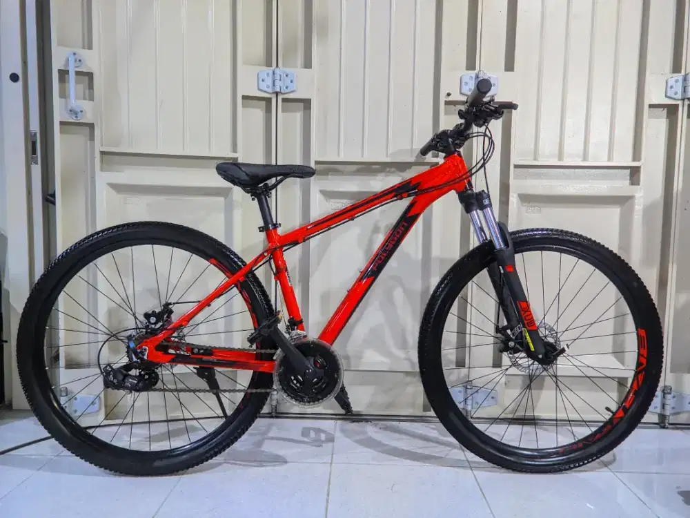 sepeda MTB Polygon cascade 3 red ukuran 27.5