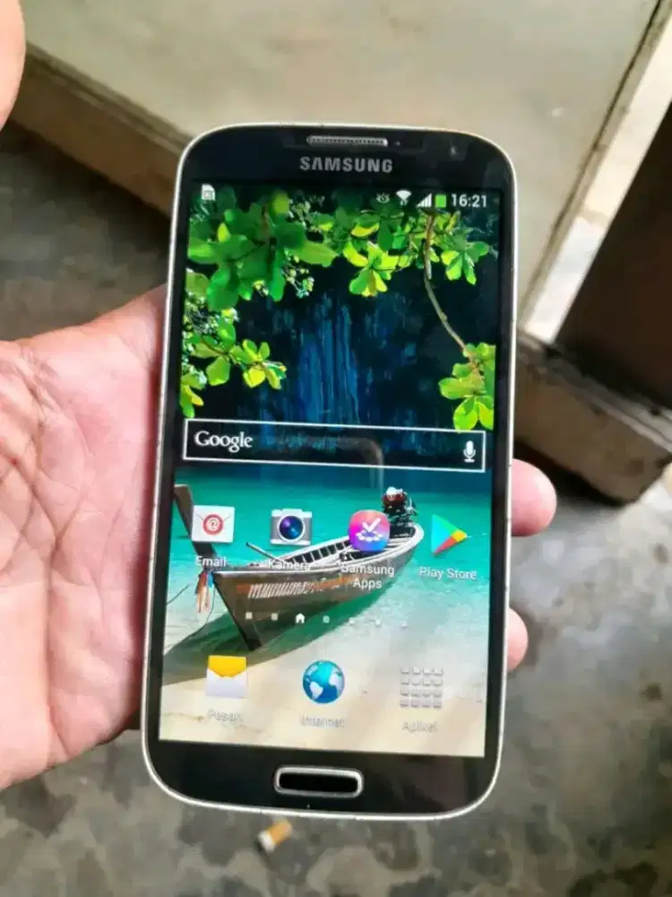 Samsung Galaxy S4 Nominus
