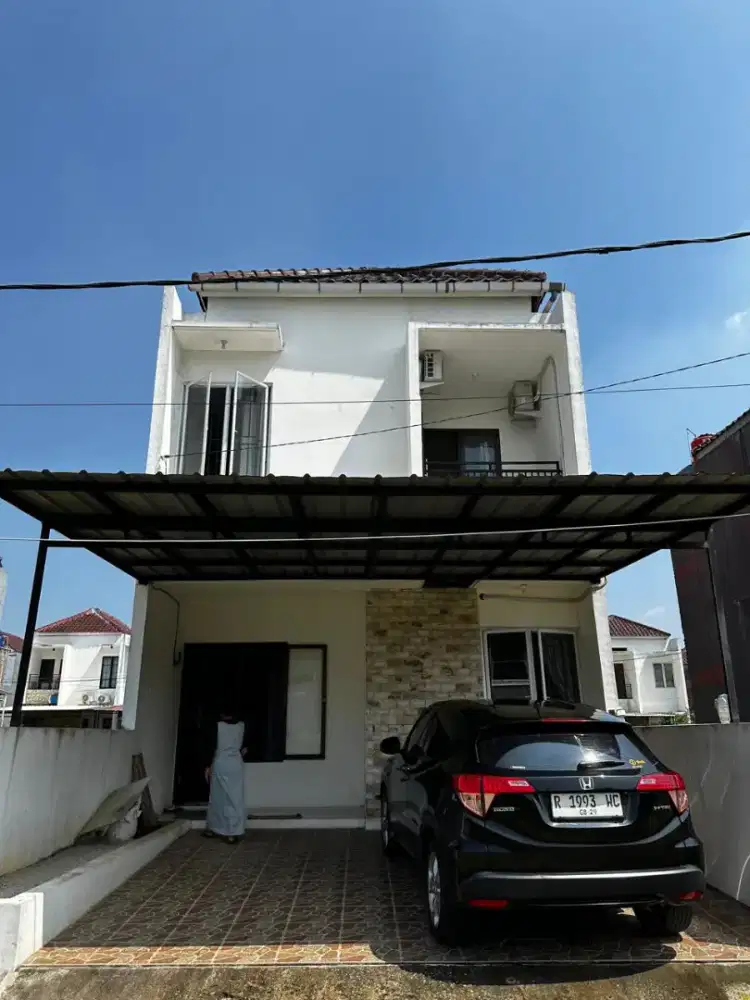 Real Estate New Royal Residence