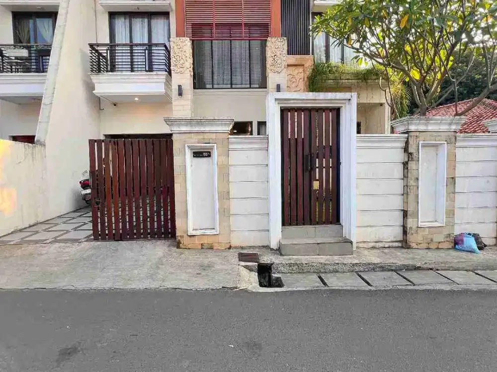 Rumah Bagus Siap Huni Dicilangkap Jakarta Timur