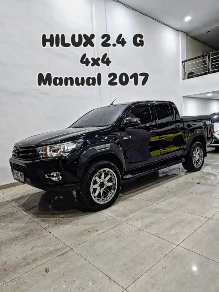 HILUX 2.4 G 4x4 Manual 2017 / 2018 hitam toyota
