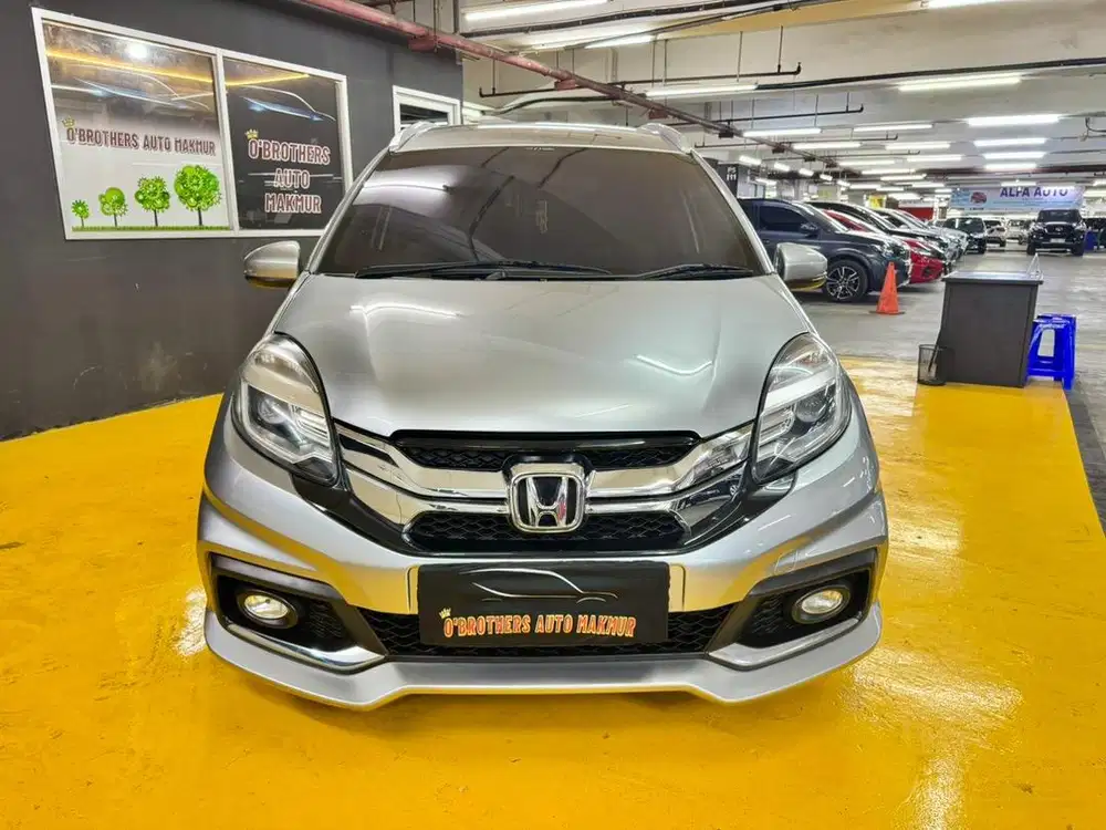 TERMURAH HONDA MOBILIO RS AT MATIC 2016 SILVER (KM RENDAH)