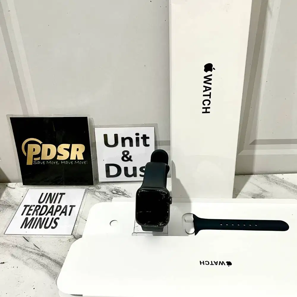 APPLE WATCH SERIES SE 40MM MIDNIGHT GPS UNIT DAN CHARGER ADA MINUS